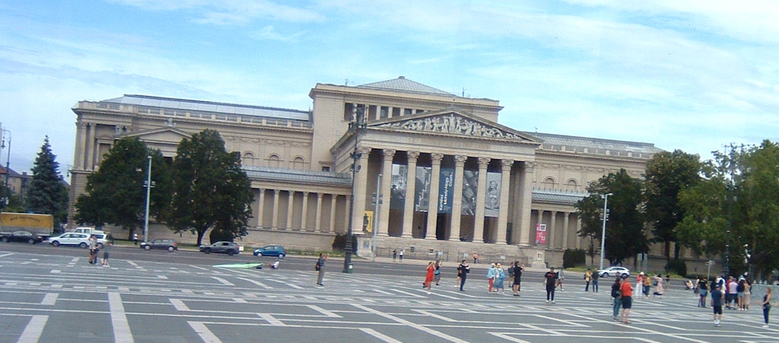 MillinniumMemorialArtsMuseum