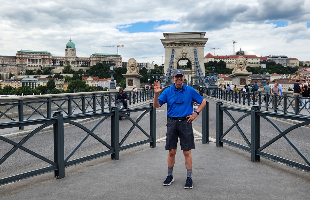 Budapest chain bridge