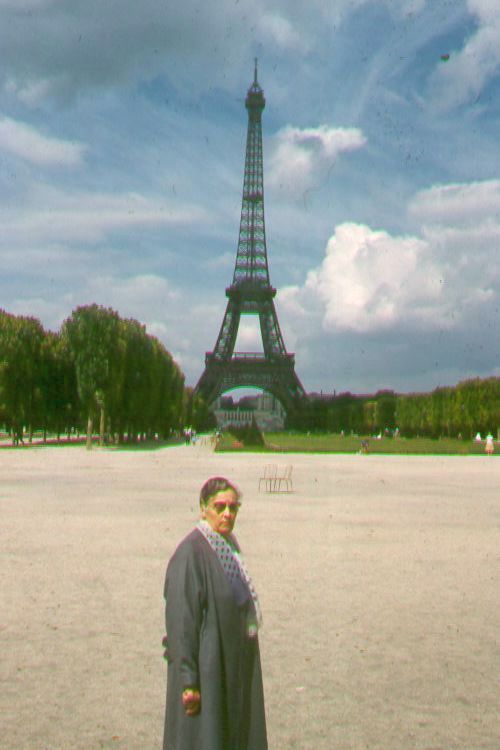 Suzanna Travels to France